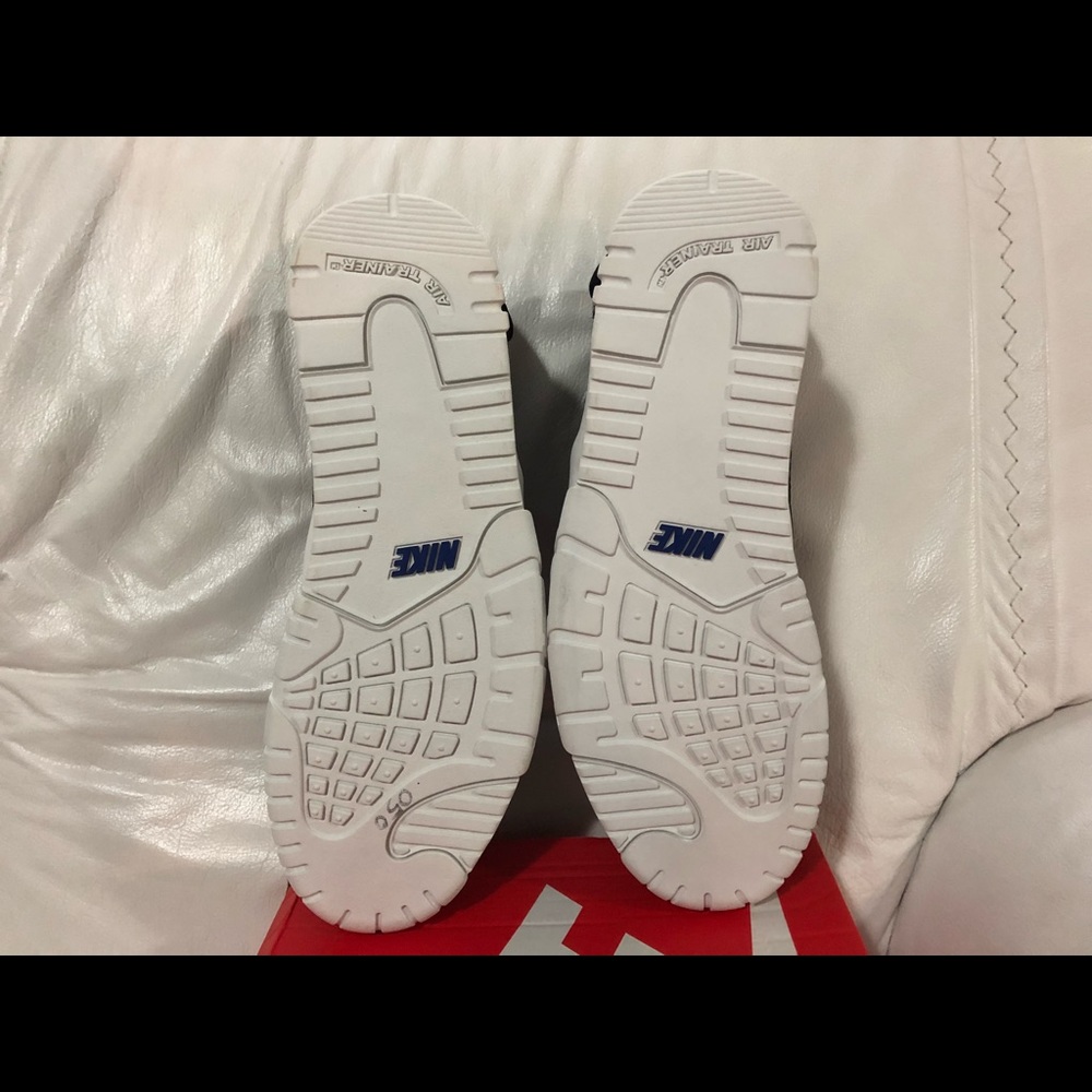 Nike Air Tr. V. Cruz Black Summit White New - Picture 6 of 6